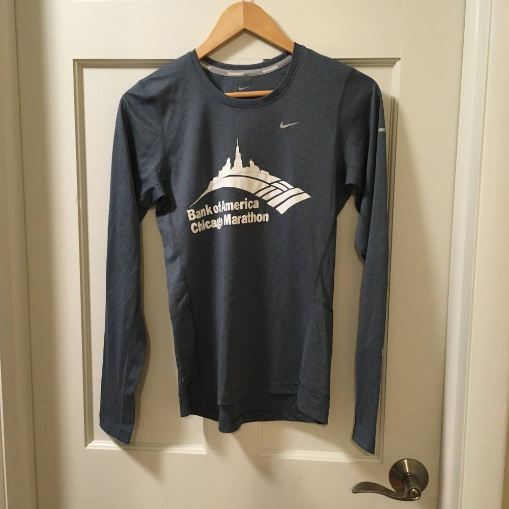 Nike dri-fit long sleeve shirt-Chicago Marathon branded